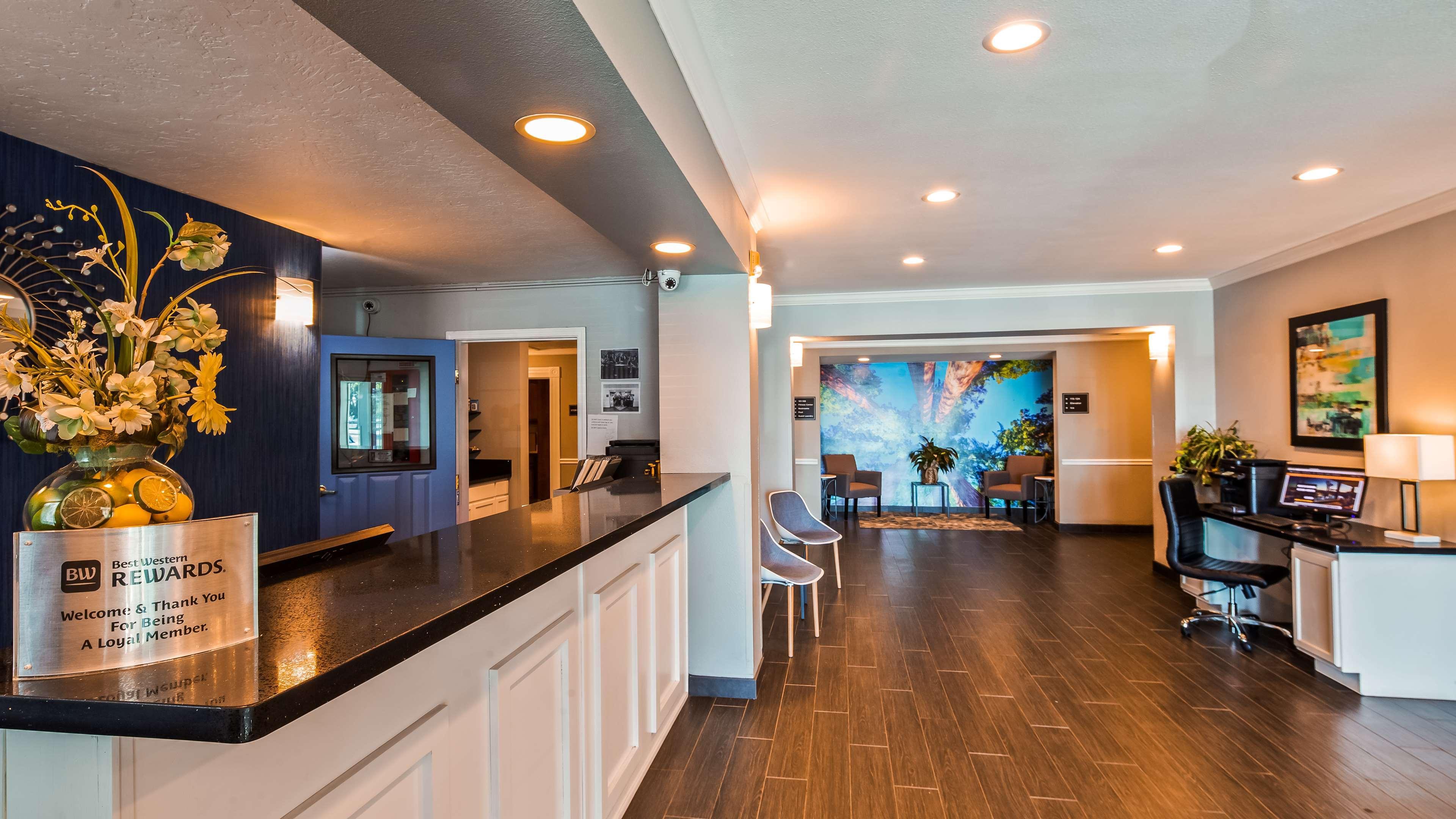 Best Western Plus Moose Jaw Exterior foto