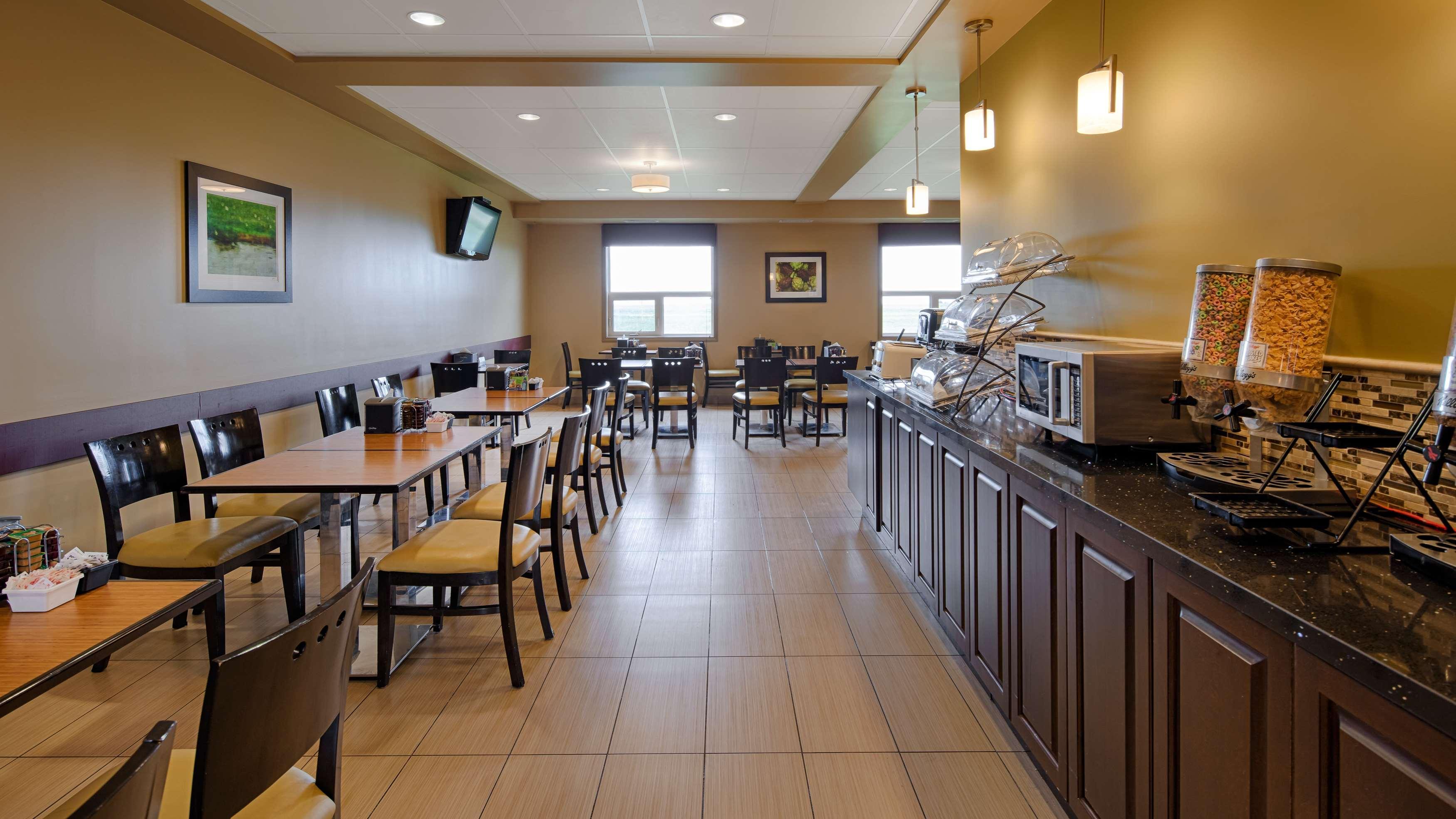 Best Western Plus Moose Jaw Exterior foto